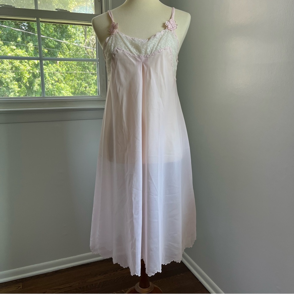 Vintage Saab Lingerie Three Quarter Length Slip Size Small 1940s